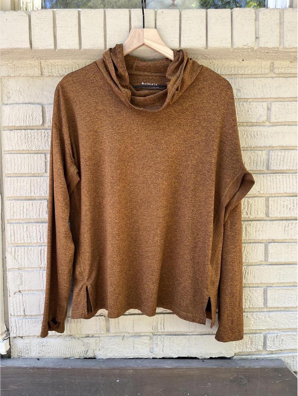 Athleta Untempo II Hoodie Sweatshirt Rust L Large Activewear Exercise Running